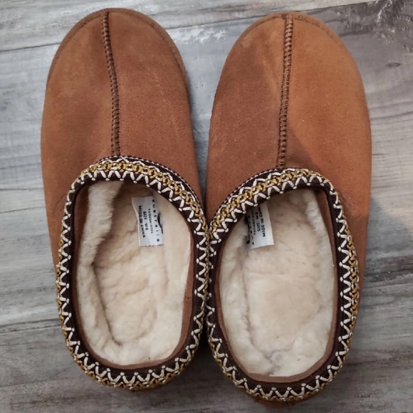 S O L D Tasman UGG - Picture 3 of 8